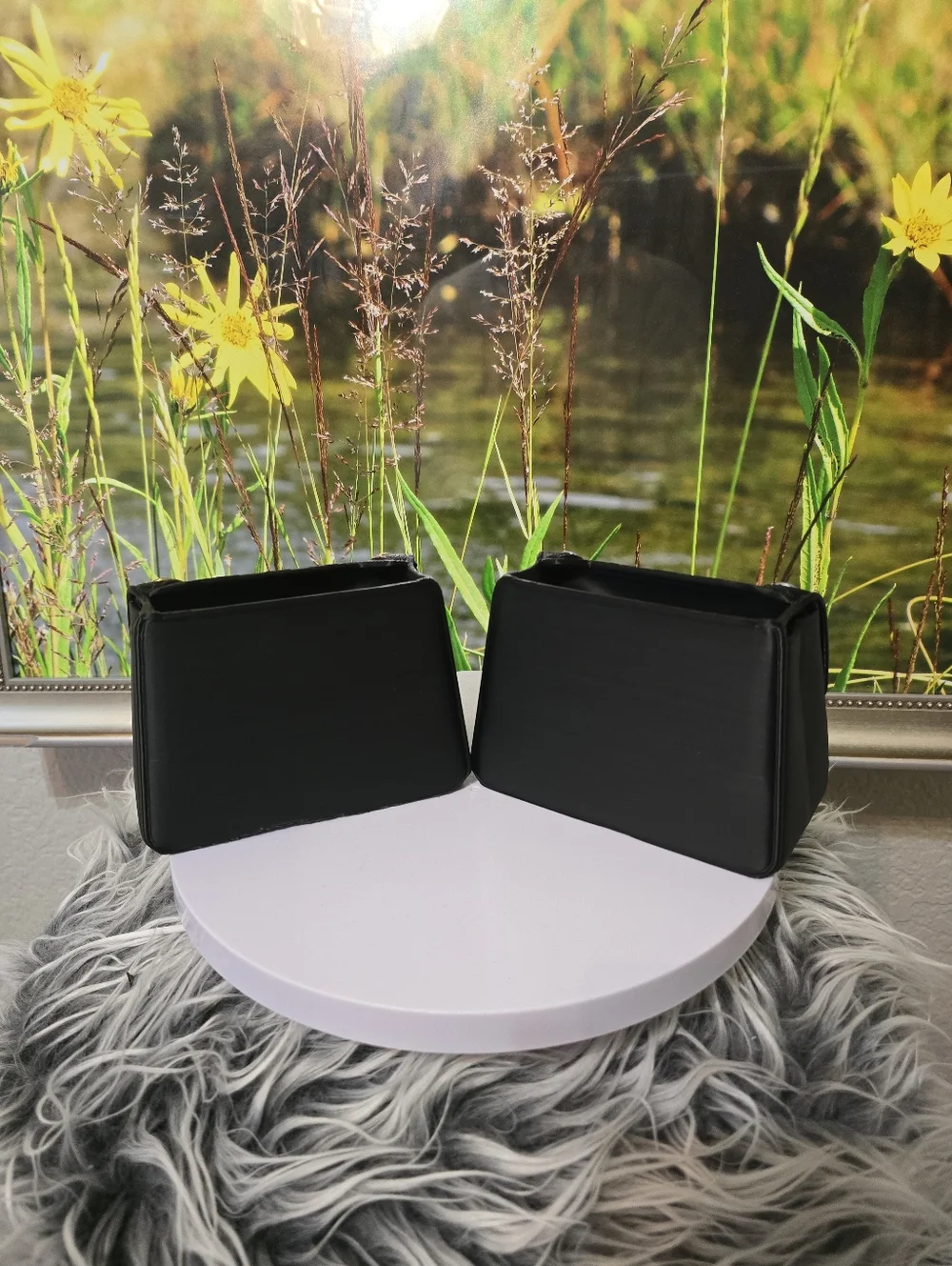 3D Printed Quilted Black Vase Organizer, Gold or Silver Painted Chain